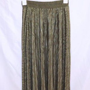 Pre-owned maxi skirt, good condition !!